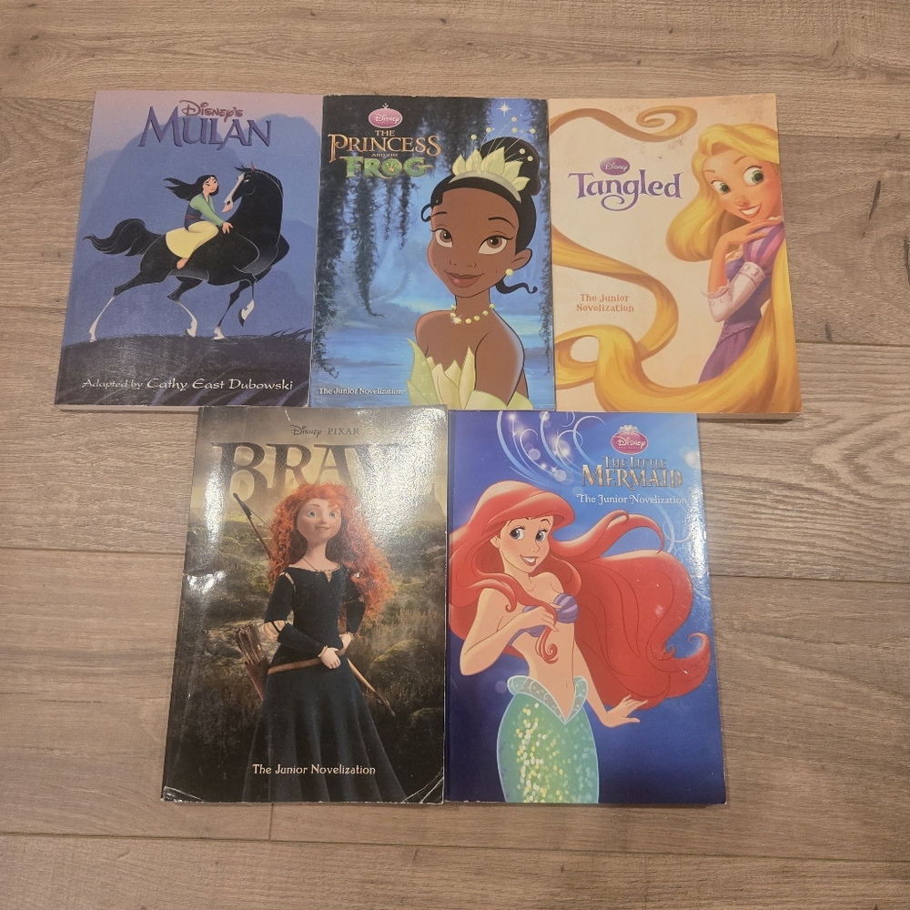 Disney Princesses 5 Children's Chapter Books Summer Reading Paperback Set RL 4.1